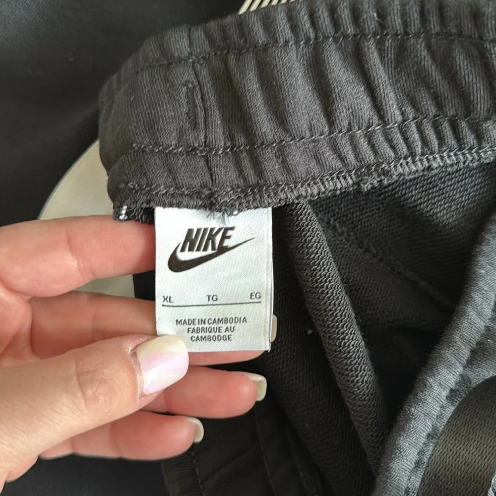 NWOT- Nike Women’s High Rise Dance Short